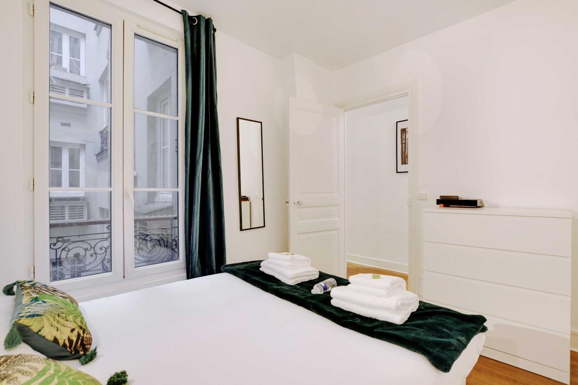 Appartement Magnificent - 1br 4p - Sacre-coeur Parijs